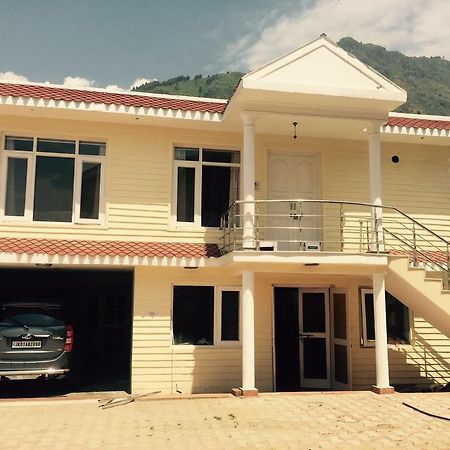 Shalimar Heights Srinagar (Jammu and Kashmir) Bagian luar foto